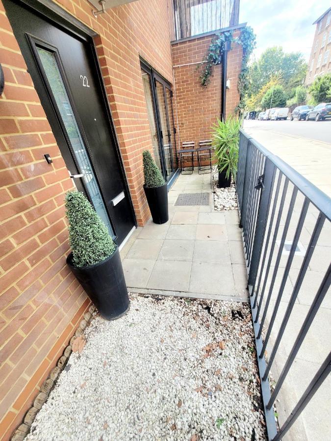 The Ascension 'Ascalon ' Apartment Londra Exterior foto